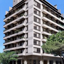 Av. N de la Riestra esq M. Leguizamón